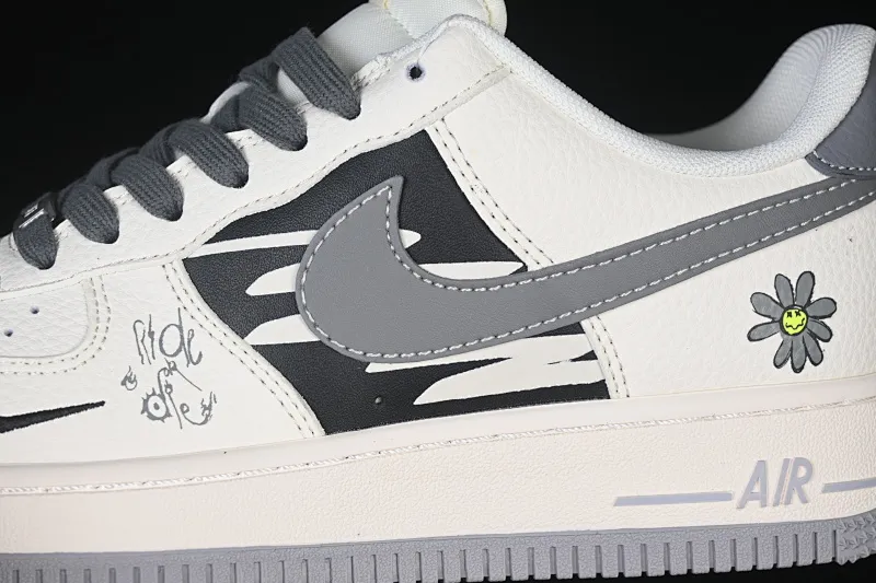 All categories Nk Air Force 1 Air Force series Nk Air Force 1 Low Air Force low top Nike Air Force 1'07 Low Supreme joint graffiti beige gray Air Force 1 low top casual sneakers QW5606-272